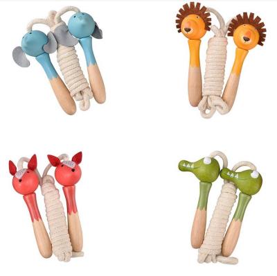 Opakowanie Skakanka z drewnanym uchwytem Zwierzaki