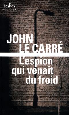 Espion qui venait du froid. Autor: John Le Carré. SmakLiter.pl Okładka książki Espion qui venait du froid