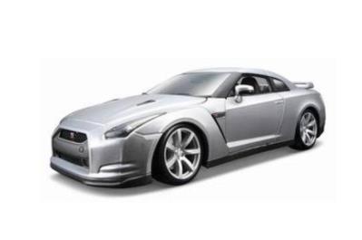Opakowanie Nissan GT-R 2009 Silver 1:18 BBURAGO