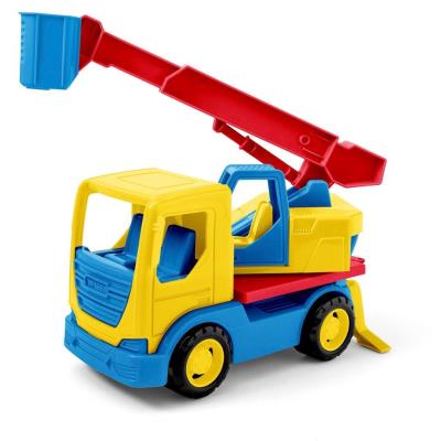 Tech Truck zwyżka. Wydawca: Wader. SmakLiter.pl Opakowanie Tech Truck zwyżka