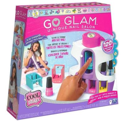 Opakowanie Go Glam Zestaw manicure Wyjątkowe Studio Paznokci