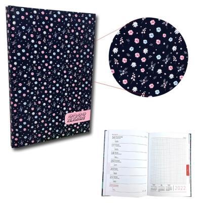 Opakowanie Kalendarz 2022 A5 tygodniowy soft touch Stokrotki