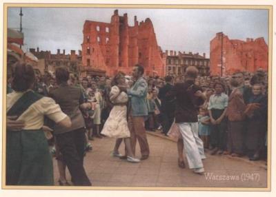 Opakowanie Pocztówka Warszawa 1947 Zabawa na placu..