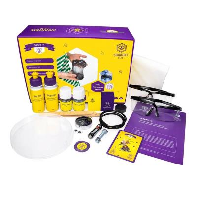 Smartbee Club zestaw Magneto. Wydawca: Smartbee Club. SmakLiter.pl Opakowanie Smartbee Club zestaw Magneto
