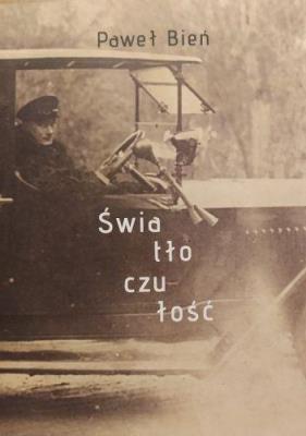 Światłoczułość. Autor: Bień Paweł. SmakLiter.pl Okładka książki Światłoczułość