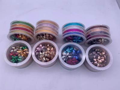 Opakowanie Zestaw wstążek z rozetkami - 4 wstążki: 1cm x 4m + 6 rozetek 4cm