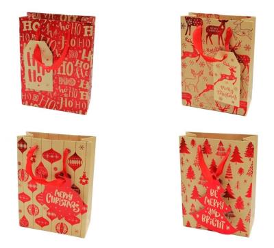 Torba prezentowa świąteczna 23,5x17,5x8 mix. Wydawca: OneDollar. SmakLiter.pl Opakowanie Torba prezentowa świąteczna 23,5x17,5x8 mix