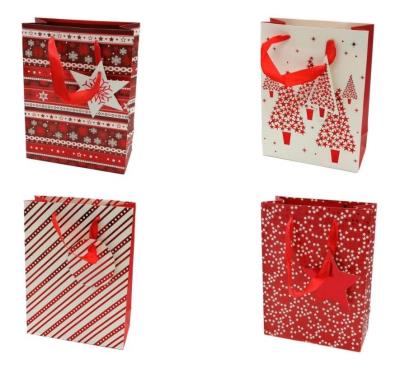 Torba prezentowa świąteczna 23,5x17,5x8 mix. Wydawca: OneDollar. SmakLiter.pl Opakowanie Torba prezentowa świąteczna 23,5x17,5x8 mix