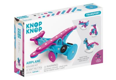 Zestaw klocków z filcu Airplane 31 klocków. Wydawca: Alfred A. Knopf. SmakLiter.pl Opakowanie Zestaw klocków z filcu Airplane 31 klocków