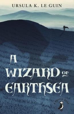A Wizard of Earthsea. Autor: Le Guin Ursula K.. SmakLiter.pl Okładka książki A Wizard of Earthsea