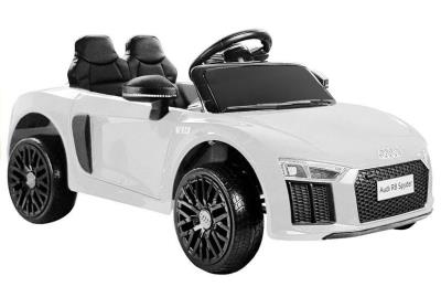 Opakowanie Auto Audi R8 Spyder biały