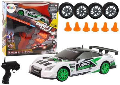 Opakowanie Auto R/C sportowe drift i zmiana kół 15 km/h
