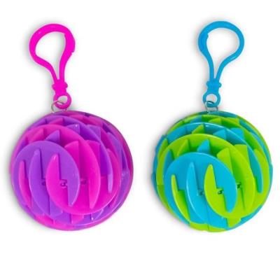 Breloczek MIX. Wydawca: One for Fun. SmakLiter.pl Opakowanie Breloczek MIX