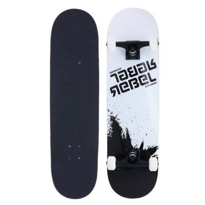 Opakowanie Deskorolka Rebel Skateboards 8' czarna