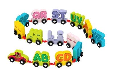 Opakowanie Drewniany pociąg z literkami
