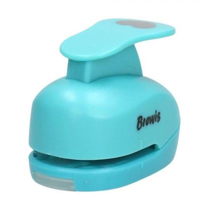 Dziurkacz ozdobny - Serce 5cm MIX. Wydawca: Brewis. SmakLiter.pl Opakowanie Dziurkacz ozdobny - Serce 5cm MIX