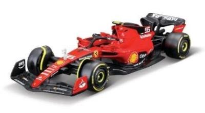 Ferrari Racing 2023 Season #55 Sainz BBURAGO. Wydawca: BBurago. SmakLiter.pl Opakowanie Ferrari Racing 2023 Season #55 Sainz BBURAGO