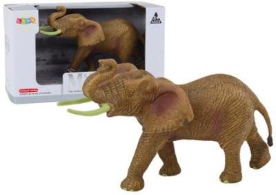 Opakowanie Figurka słoń afrykański z podniesioną trąbą safari