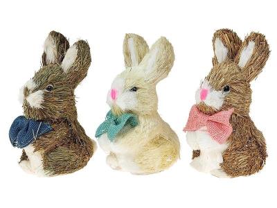 Figurka zająca 21cm MIX. Wydawca: ADAR. SmakLiter.pl Opakowanie Figurka zająca 21cm MIX