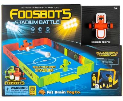 Foosbots Zestaw z boiskiem. Wydawca: Fat Brain Toy Co. SmakLiter.pl Opakowanie Foosbots Zestaw z boiskiem