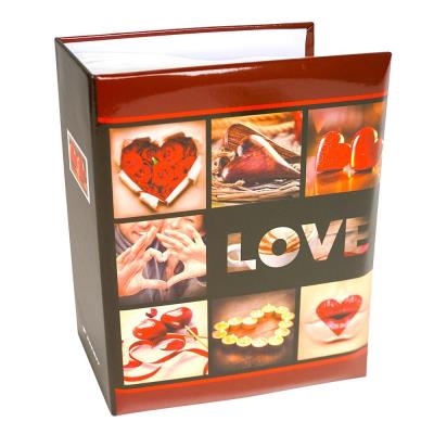 Fotoalbum kieszeniowy zgrzewany Sensation 1. Wydawca: Fandy. SmakLiter.pl Opakowanie Fotoalbum kieszeniowy zgrzewany Sensation 1