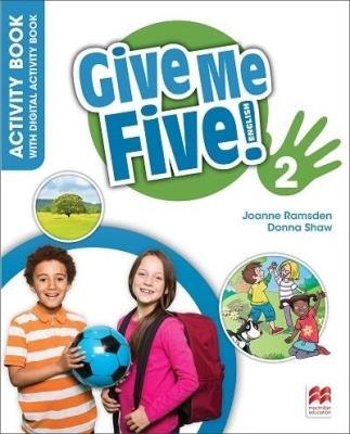 Give Me Five! 2  Activity Book + kod online. Autor: Donna Shaw, Joanne Ramsden. SmakLiter.pl Okładka książki Give Me Five! 2  Activity Book + kod online