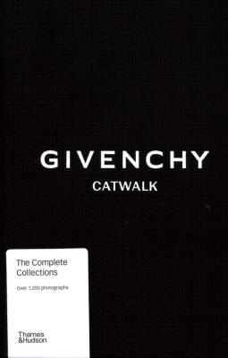 Givenchy Catwalk: The Complete. Autor: Samson Alexandre, Madsen Christian. SmakLiter.pl Okładka książki Givenchy Catwalk: The Complete