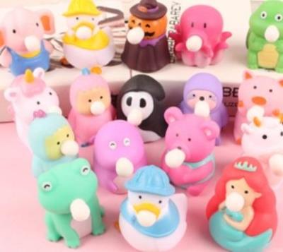 Opakowanie Gniotek z gumą balonową - Jednorożec