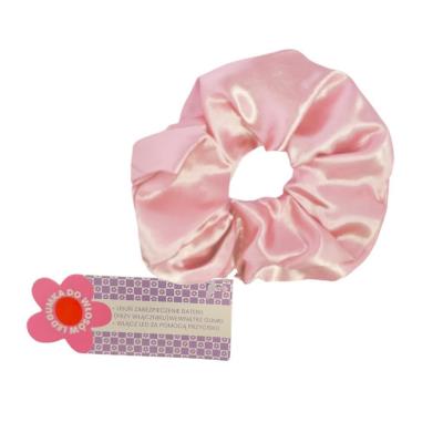 Opakowanie Gumka scrunchie do włosów led różowa