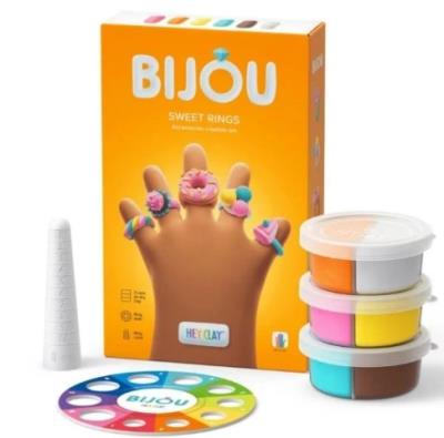 Hey Clay Bijou - Sweet rings. Wydawca: TM Toys. SmakLiter.pl Opakowanie Hey Clay Bijou - Sweet rings