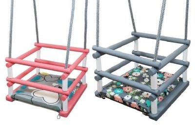 Opakowanie Huśtawka drewniana z poduszką MIX