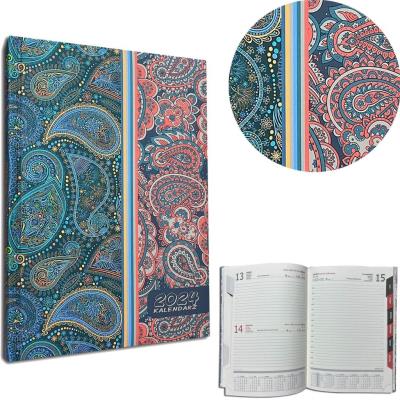 Opakowanie Kalendarz 2024 A5 dzienny z registrami Jesień