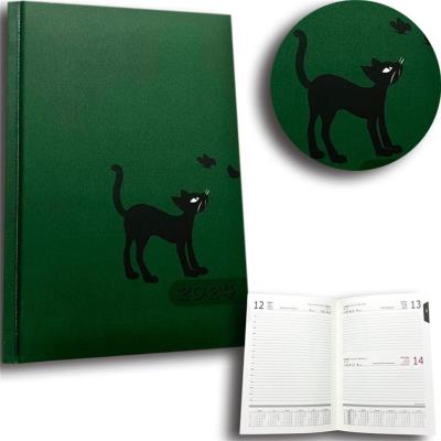 Opakowanie Kalendarz 2024 B6 dzienny sb/nd razem kot zieleń