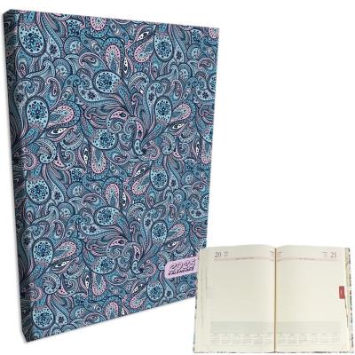 Opakowanie Kalendarz 2025 A4 dzienny sb/nd osobno Paisley