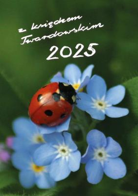 Kalendarz 2025 z ks. Twardowskim - biedronka. Autor: ks.Jan Twardowski. SmakLiter.pl Okładka książki Kalendarz 2025 z ks. Twardowskim - biedronka