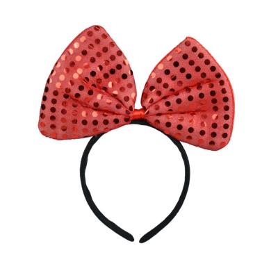 Opakowanie Kokarda na opasce czerwona