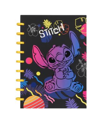 Kołobrulion B5 Disney Black Stitch big ring 100 kartek wzór 3. Wydawca: Patio. SmakLiter.pl Opakowanie Kołobrulion B5 Disney Black Stitch big ring 100 kartek wzór 3