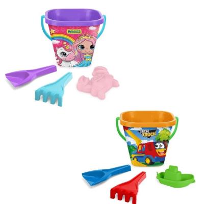 Komplet do piasku 4 el. mix. Wydawca: Wader. SmakLiter.pl Opakowanie Komplet do piasku 4 el. mix