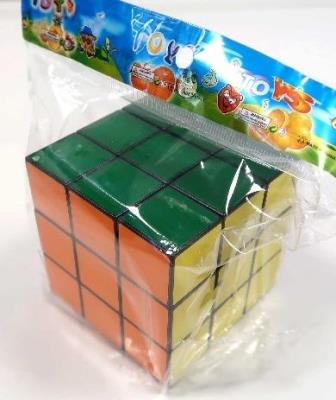 Kostka. Wydawca: Pegaz Toys. SmakLiter.pl Opakowanie Kostka