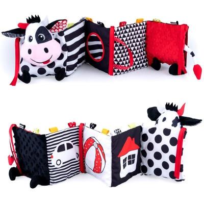 Książeczka - harmonijka krówka. Wydawca: Balibazoo. SmakLiter.pl Opakowanie Książeczka - harmonijka krówka