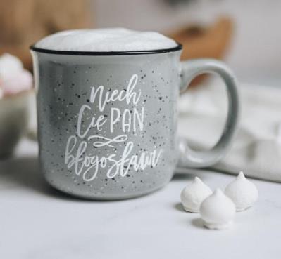 Kubek vintage - Niech cię Pan. Wydawca: Szaron. SmakLiter.pl Opakowanie Kubek vintage - Niech cię Pan