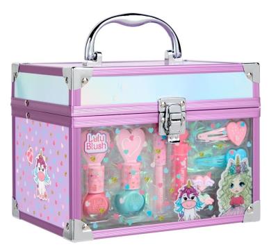 Opakowanie Kuferek Make up Junior z wyposażeniem CREATE IT!