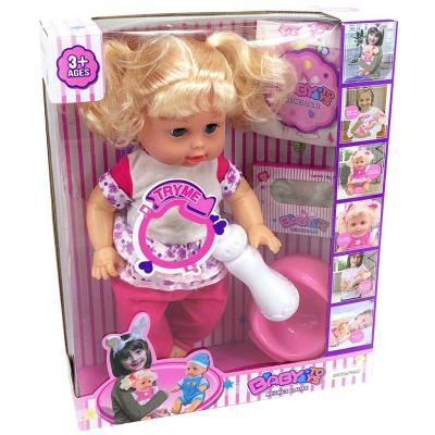 Lalka z głosem i akcesoriami. Wydawca: Triada. SmakLiter.pl Opakowanie Lalka z głosem i akcesoriami