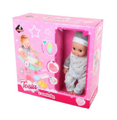 Lalka z wanną Tosia. Wydawca: Askato. SmakLiter.pl Opakowanie Lalka z wanną Tosia