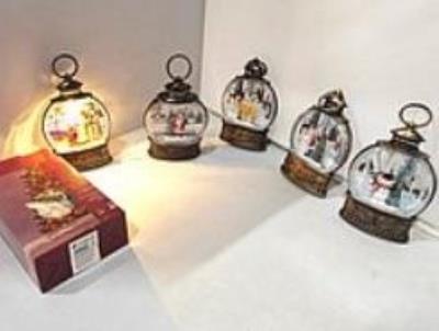 Opakowanie Lampka ledowa z motywem świątecznym MIX