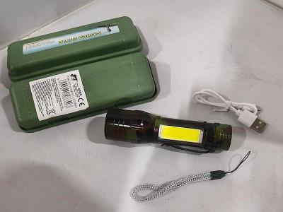 Latarka. Wydawca: ADAR. SmakLiter.pl Opakowanie Latarka