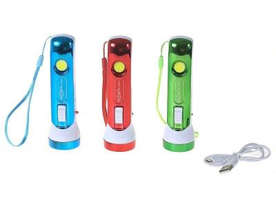 Latarka z ładowarką USB MIX. Wydawca: ADAR. SmakLiter.pl Opakowanie Latarka z ładowarką USB MIX