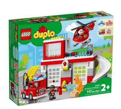 Okładka książki Lego DUPLO 10970 Remiza strażacka i helikopter