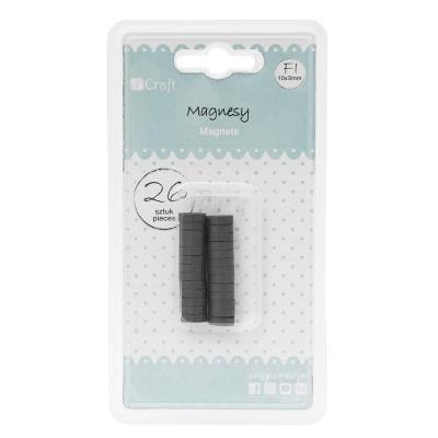 Magnesy Fi 10x3mm 26szt. Wydawca: Dalprint. SmakLiter.pl Opakowanie Magnesy Fi 10x3mm 26szt