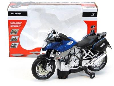 Motocykl na baterie 17x15cm. Wydawca: ADAR. SmakLiter.pl Opakowanie Motocykl na baterie 17x15cm